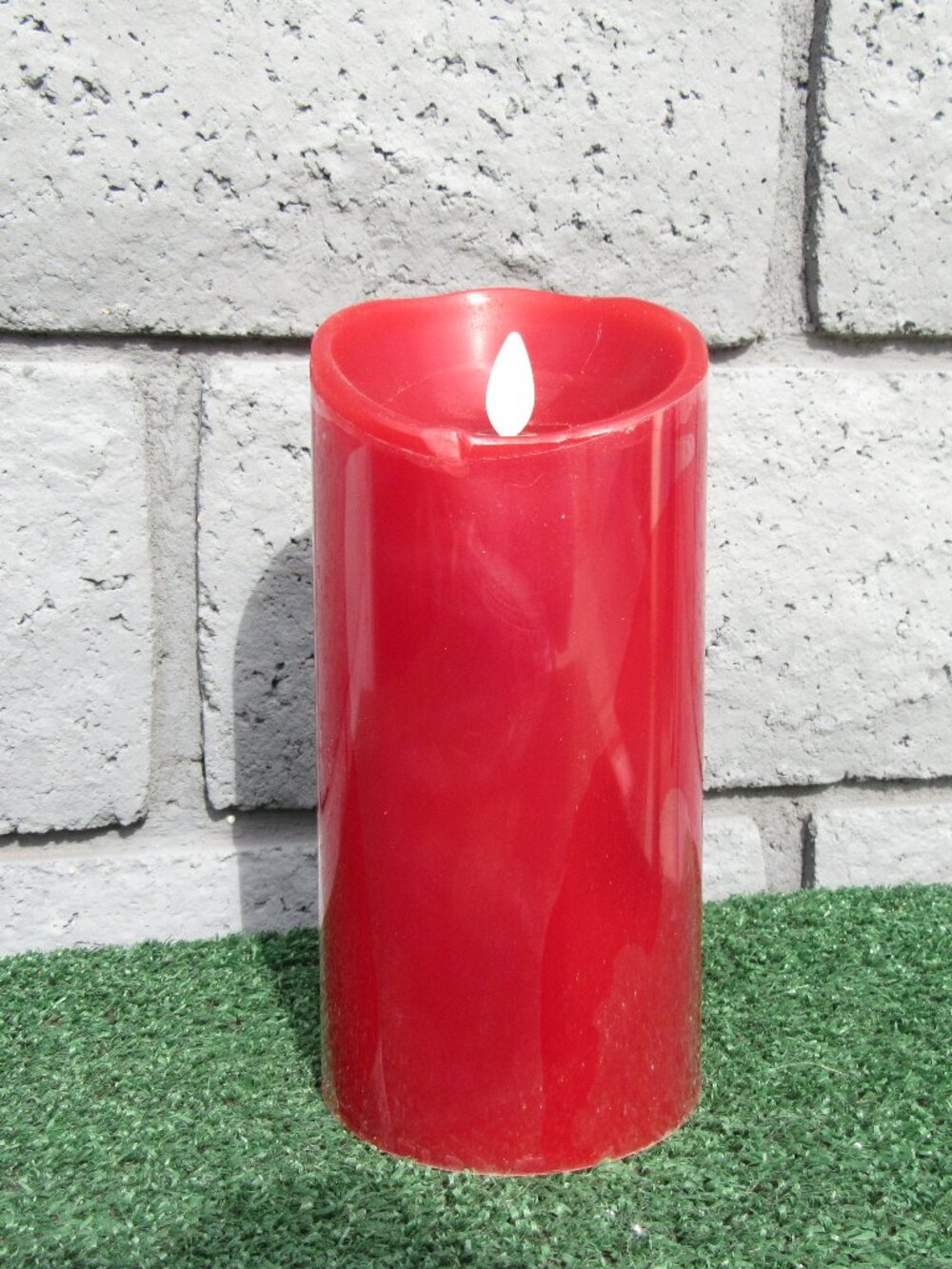 Luminara Flameless Candle LED Pillar Red 7" LU5400
